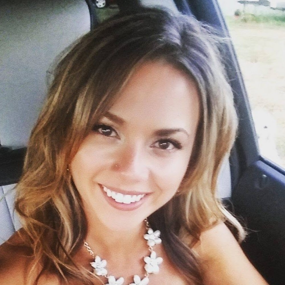 Meet your Posher, Kayla